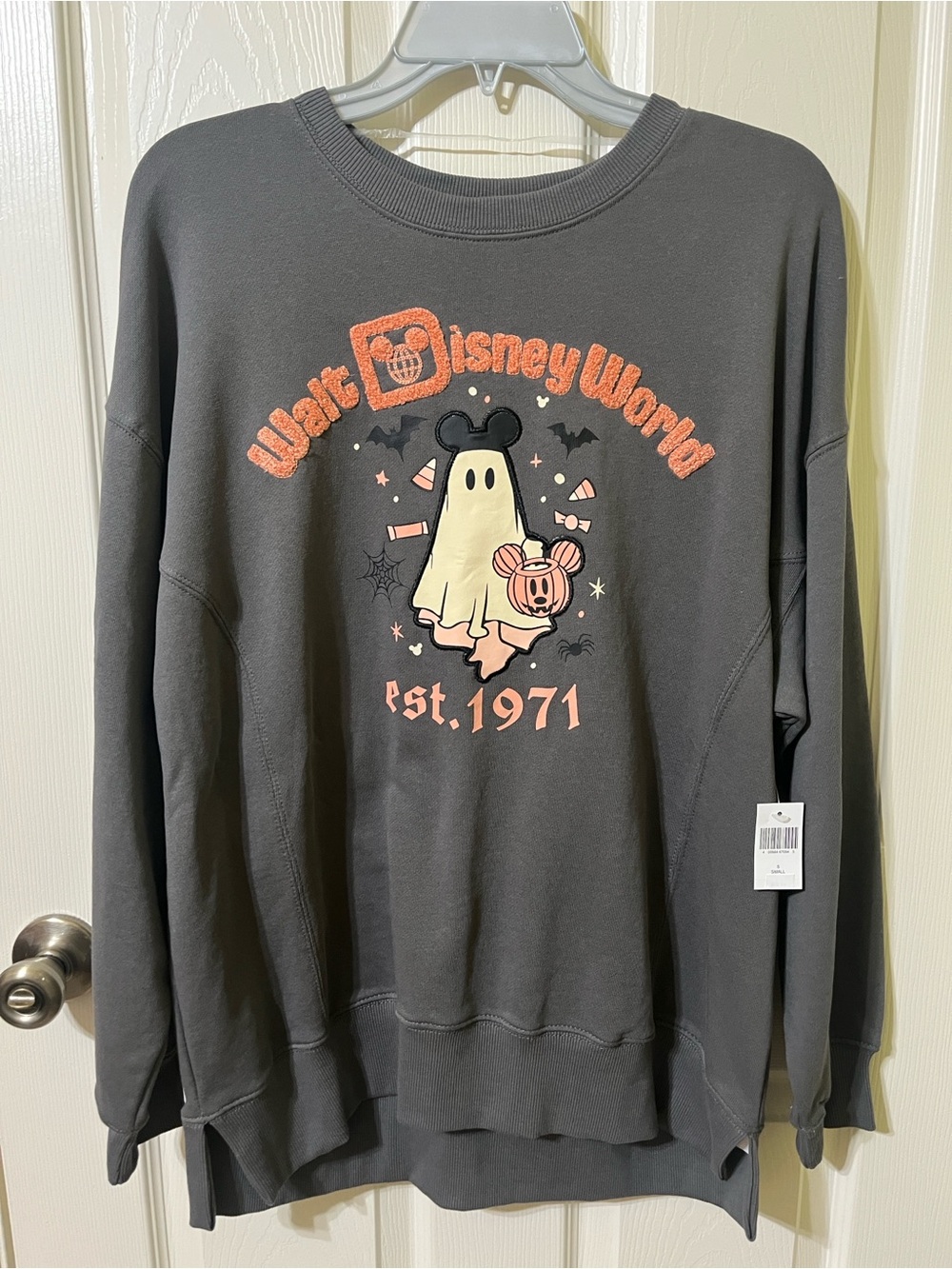 Disney Walt Disney World Mickey Ears Hat Ghost Embroidered Crewneck Sweatshirt S